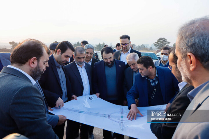 بازدید مدیران شهری و بانک شهر از پروژه‌های شهر اصفهان