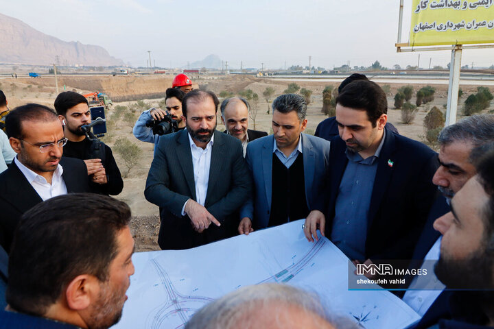 بازدید مدیران شهری و بانک شهر از پروژه‌های شهر اصفهان
