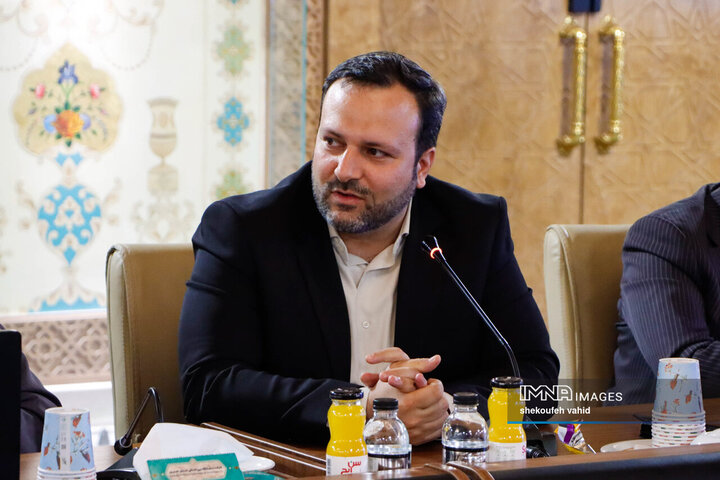 مصطفی نباتی نژاد رئیس مرکز پژوهش های شورای اسلامی شهر