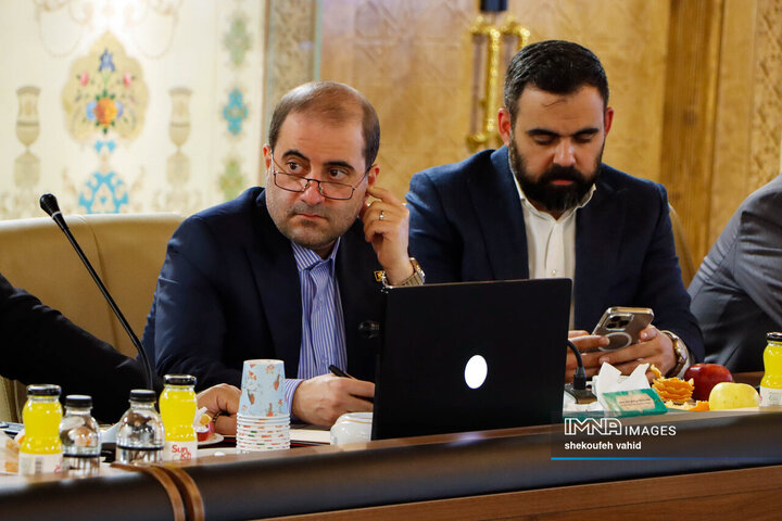 نشست عالی توسعه همکاری‌های راهبردی شهرداری اصفهان و بانک شهر