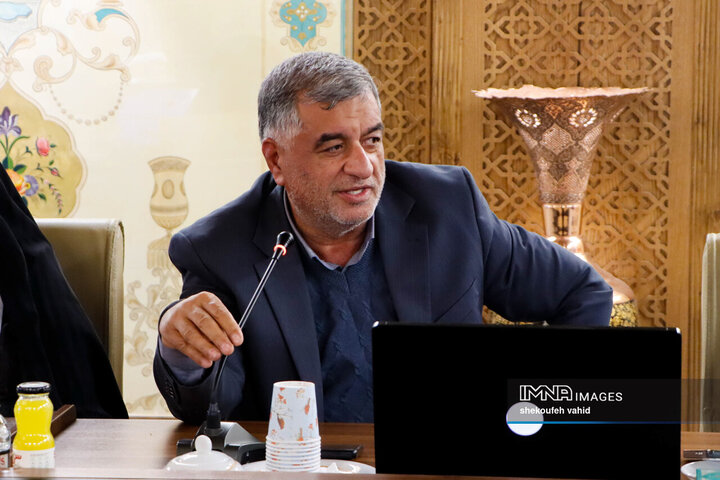 احمد شریعتی، عضو هیئت‌رئیسه شورای شهر