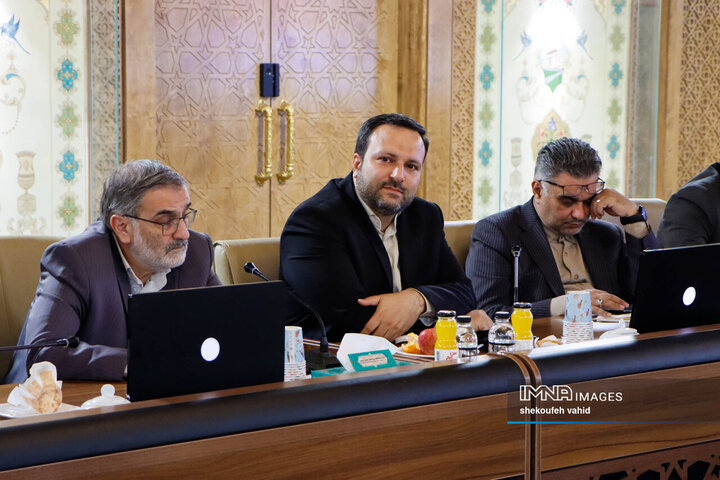 نشست عالی توسعه همکاری‌های راهبردی شهرداری اصفهان و بانک شهر