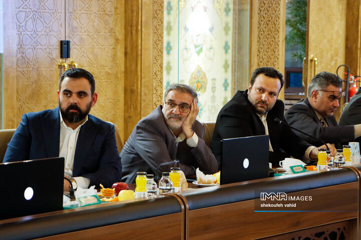 نشست عالی توسعه همکاری‌های راهبردی شهرداری اصفهان و بانک شهر