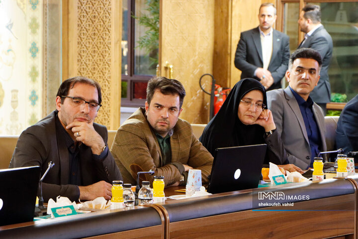 نشست عالی توسعه همکاری‌های راهبردی شهرداری اصفهان و بانک شهر