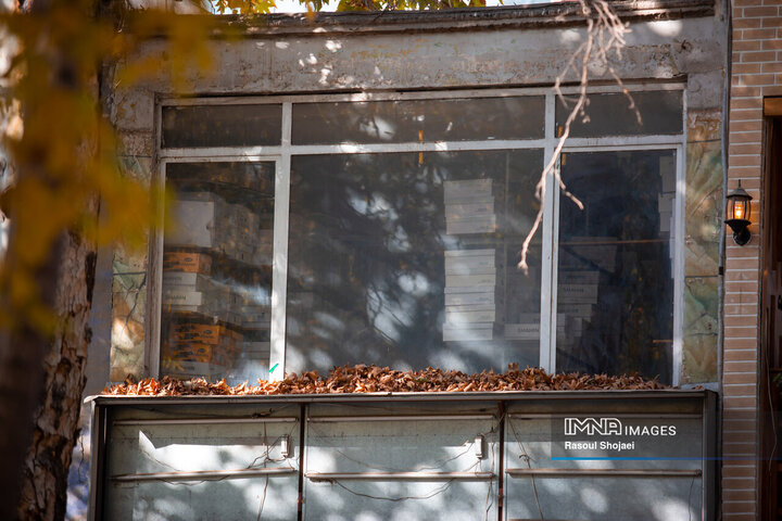 پاییز هزار رنگ اصفهان