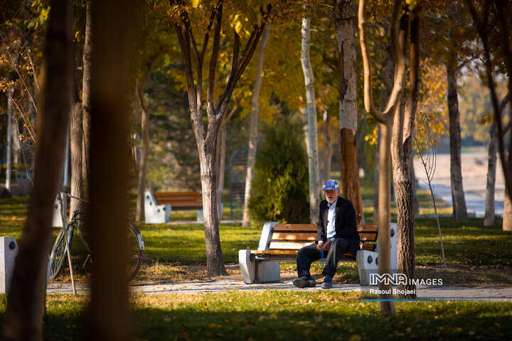 پاییز هزار رنگ اصفهان