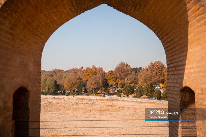 پاییز هزار رنگ اصفهان