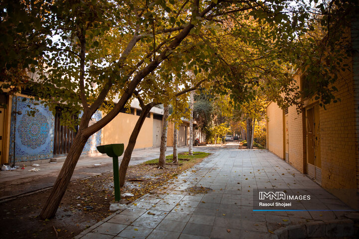 پاییز هزار رنگ اصفهان