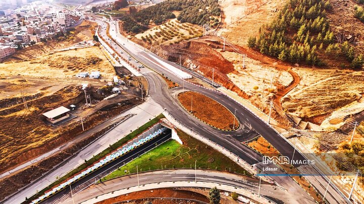 افتتاح پروژه تقاطع غیرهمسطح تکیه و چمن سنندج