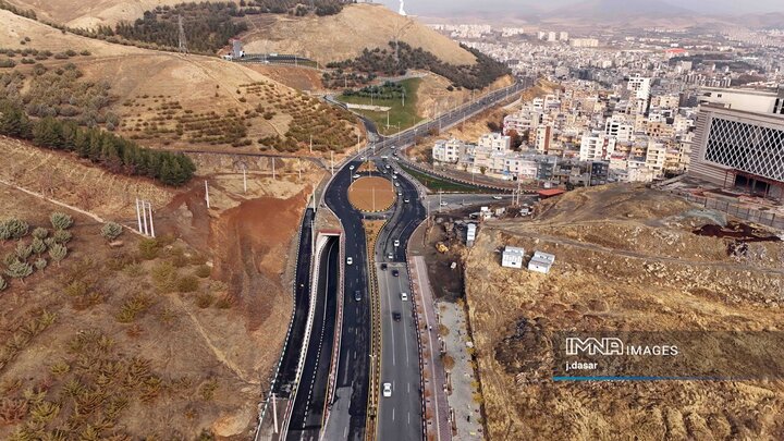 افتتاح پروژه تقاطع غیرهمسطح تکیه و چمن سنندج