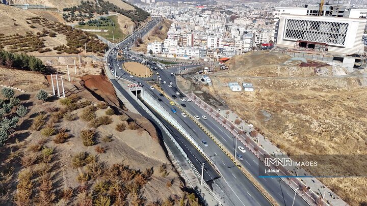 افتتاح پروژه تقاطع غیرهمسطح تکیه و چمن سنندج