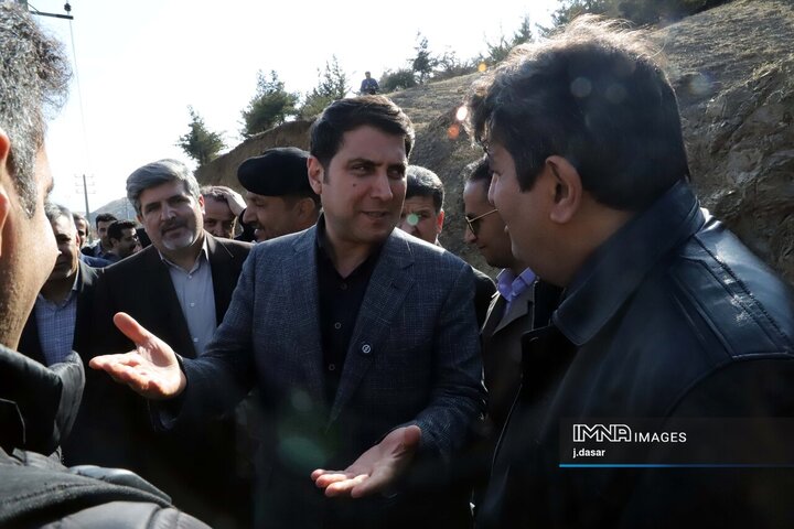 افتتاح پروژه تقاطع غیرهمسطح تکیه و چمن سنندج