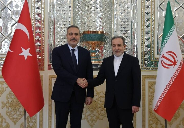سفر فیدان به تهران؛ تلاش ترکیه برای مهار بحران‌های امنیتی و حفظ موازنه با ایران