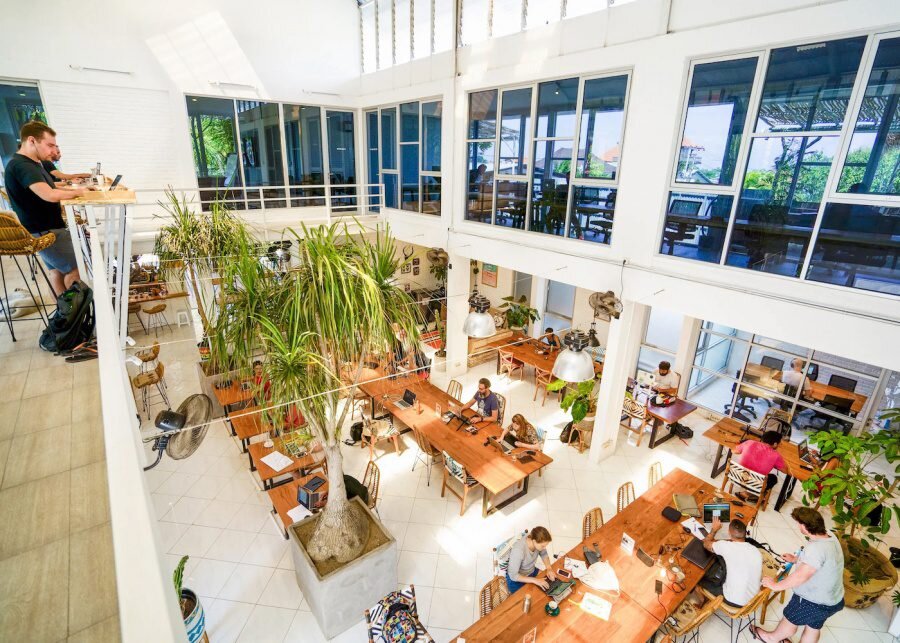 زندگی سیال در عصر اینترنت؛ روایت عشایر دیجیتال