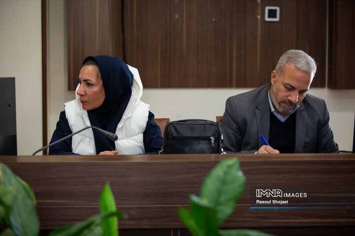 نشست خبری مدیر منطقه 12 شهرداری اصفهان