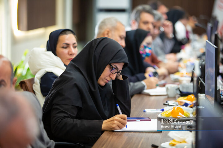 نشست خبری مدیر منطقه 12 شهرداری اصفهان