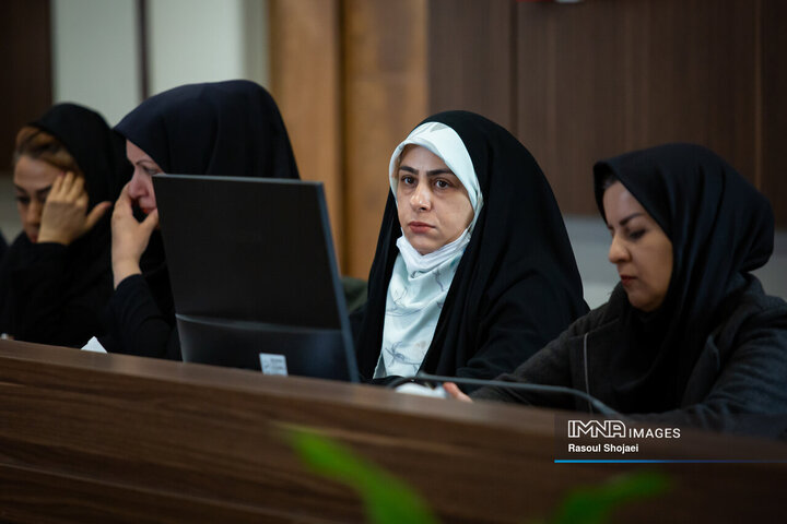 نشست خبری مدیر منطقه 12 شهرداری اصفهان