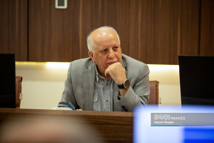 نشست خبری مدیر منطقه 12 شهرداری اصفهان