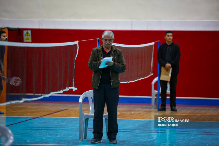 مسابقات بدمینتون کارکنان شهرداری اصفهان