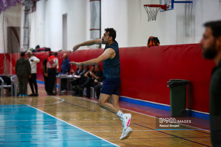 مسابقات بدمینتون کارکنان شهرداری اصفهان