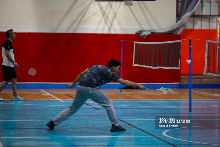 مسابقات بدمینتون کارکنان شهرداری اصفهان