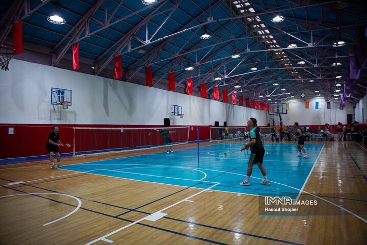 مسابقات بدمینتون کارکنان شهرداری اصفهان