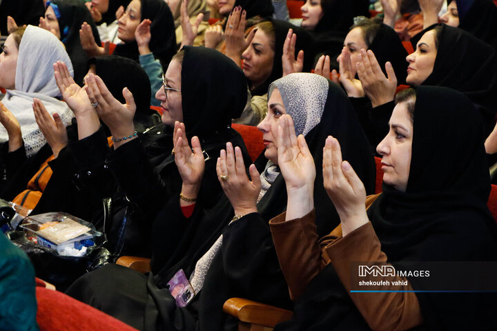 آیین تقدیر از فعالان حوزه حمل و نقل معلولین در اصفهان