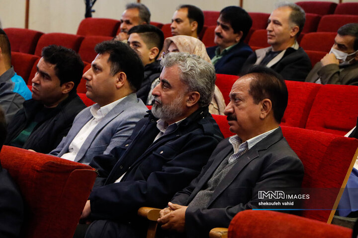 آیین تقدیر از فعالان حوزه حمل و نقل معلولین در اصفهان