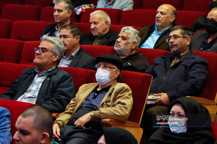 آیین تقدیر از فعالان حوزه حمل و نقل معلولین در اصفهان