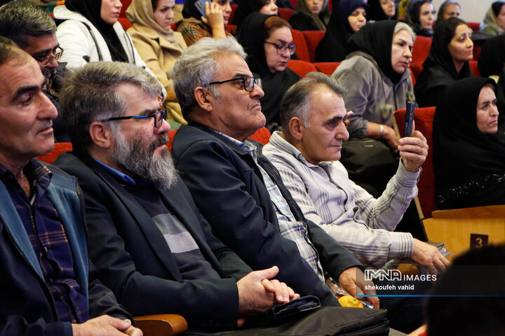 آیین تقدیر از فعالان حوزه حمل و نقل معلولین در اصفهان