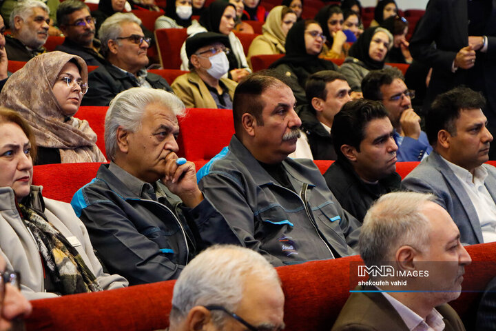 آیین تقدیر از فعالان حوزه حمل و نقل معلولین در اصفهان