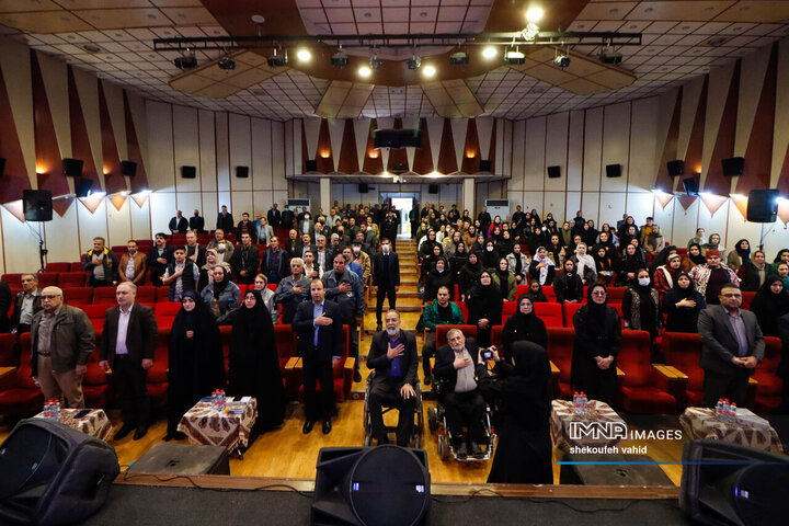 آیین تقدیر از فعالان حوزه حمل و نقل معلولین در اصفهان