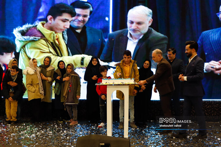 آیین تقدیر از فعالان حوزه حمل و نقل معلولین در اصفهان