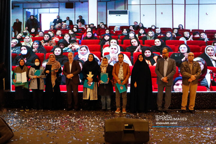 آیین تقدیر از فعالان حوزه حمل و نقل معلولین در اصفهان