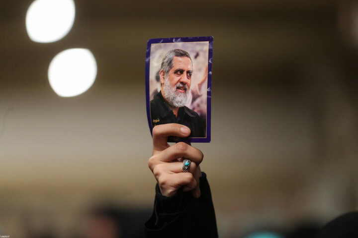 دیدار هزاران نفر از زنان و دختران با رهبر انقلاب