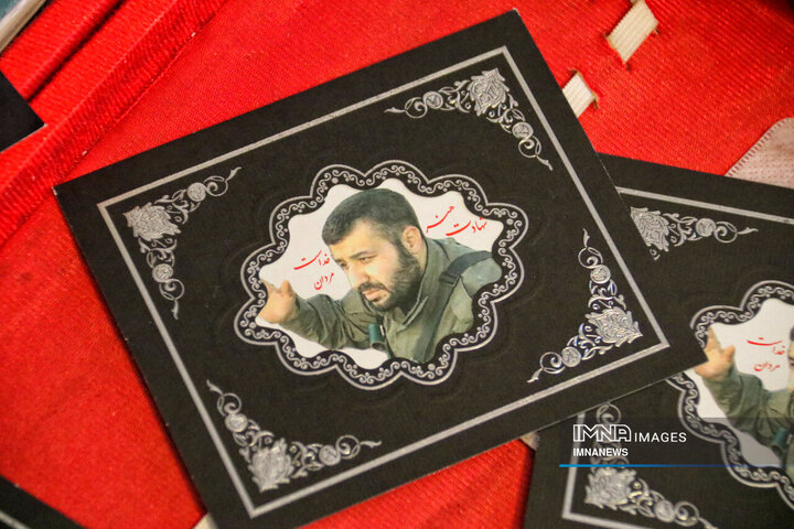 مادری از نسلِ ام‌البنین(س)؛ روایت زندگی مادر شهید نوروزی