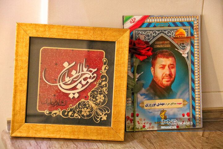 مادری از نسلِ ام‌البنین(س)؛ روایت زندگی مادر شهید نوروزی