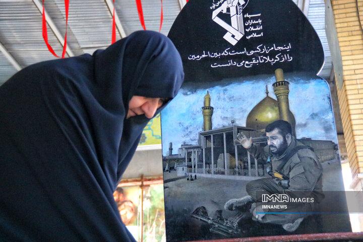 مادری از نسلِ ام‌البنین(س)؛ روایت زندگی مادر شهید نوروزی