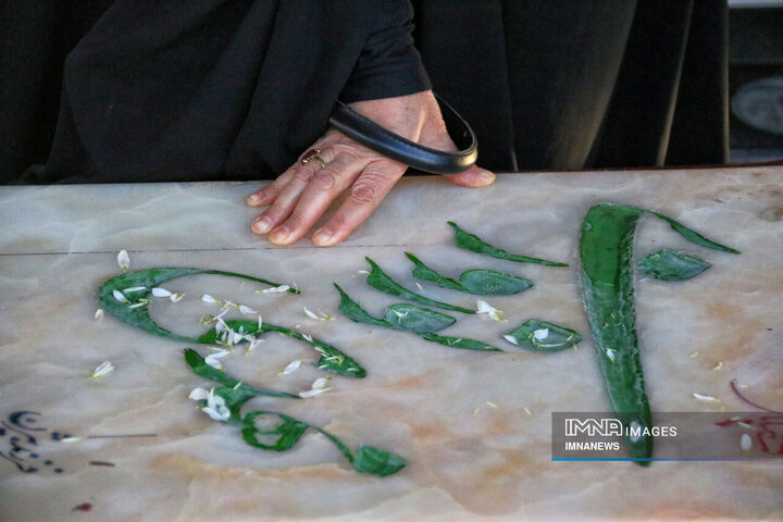 مادری از نسلِ ام‌البنین(س)؛ روایت زندگی مادر شهید نوروزی