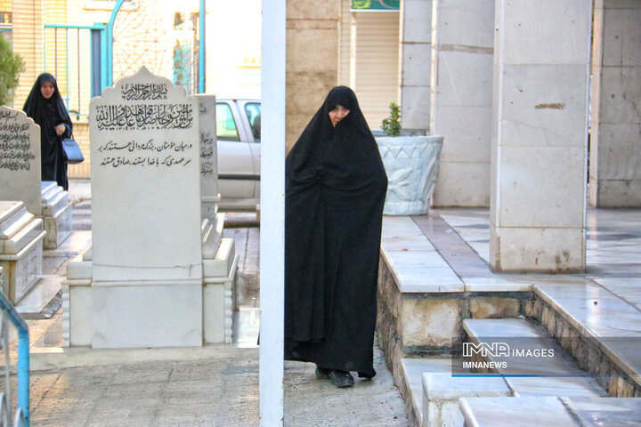 مادری از نسلِ ام‌البنین(س)؛ روایت زندگی مادر شهید نوروزی