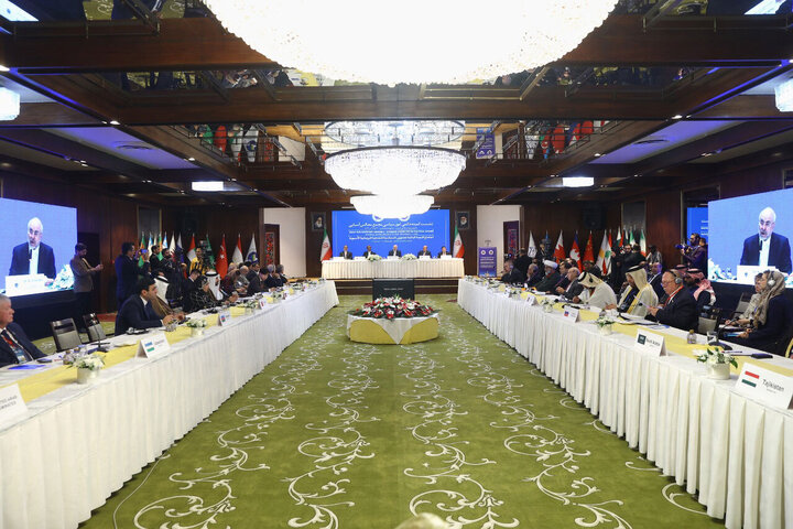 پارلمان‌ها نقش مهمی در تحقق چندجانبه‌گرایی در روابط بین‌المللی دارند