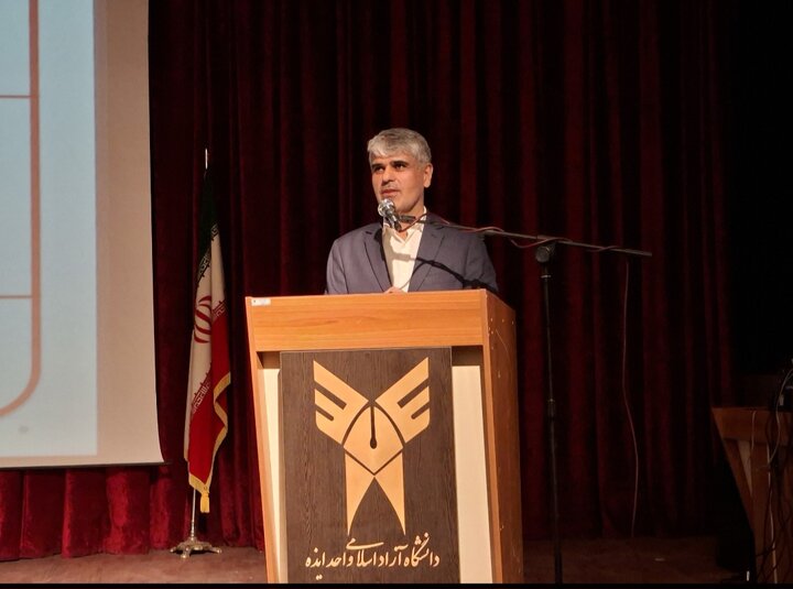 دانشگاه‌ها باید از دانش‌محوری به مهارت‌محوری حرکت کنند