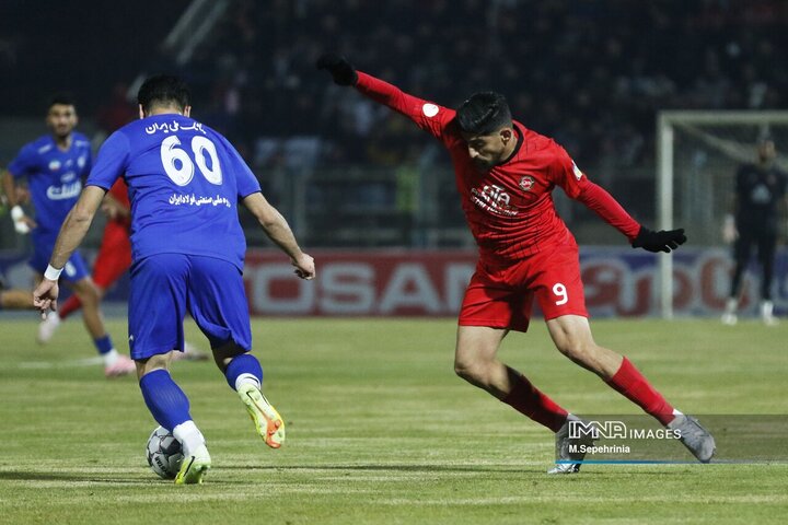 هفته داوازدهم لیگ برتر فوتبال؛ تراکتورسازی - استقلال خوزستان