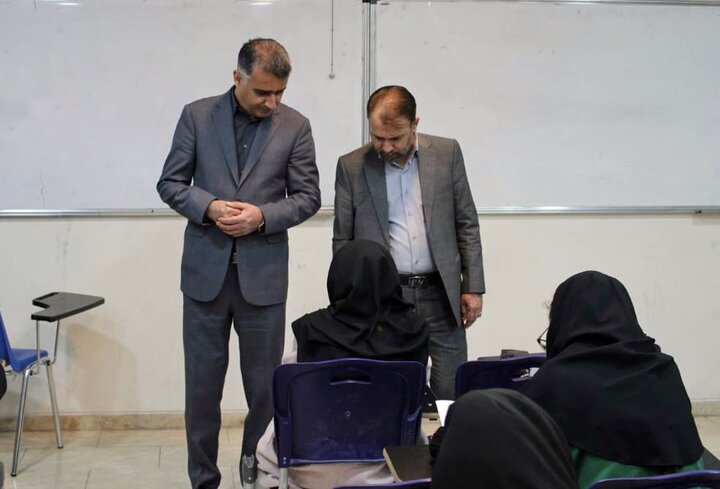 آزمون استخدامی دادگاه‌های صلح فارس در شیراز برگزار شد  