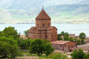 سه مقصد کمتر شناخته شده در نزدیکی ایران برای سفرهای کوتاه؛ وان، مسقط یا کابل؟