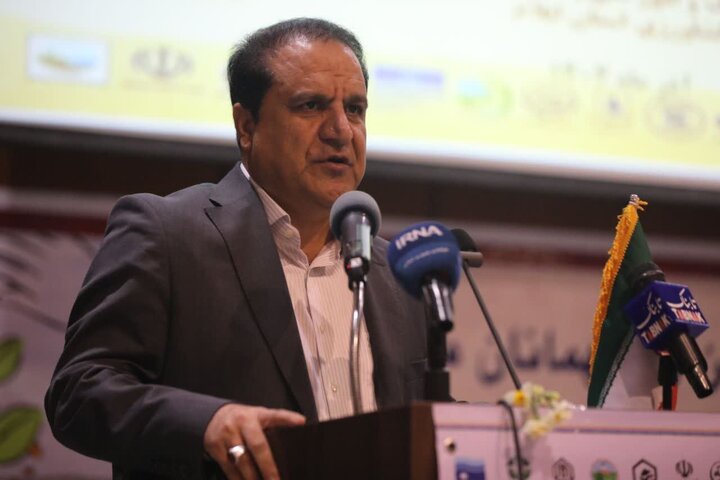 خاک سرمایه ملی و بستر حیات است