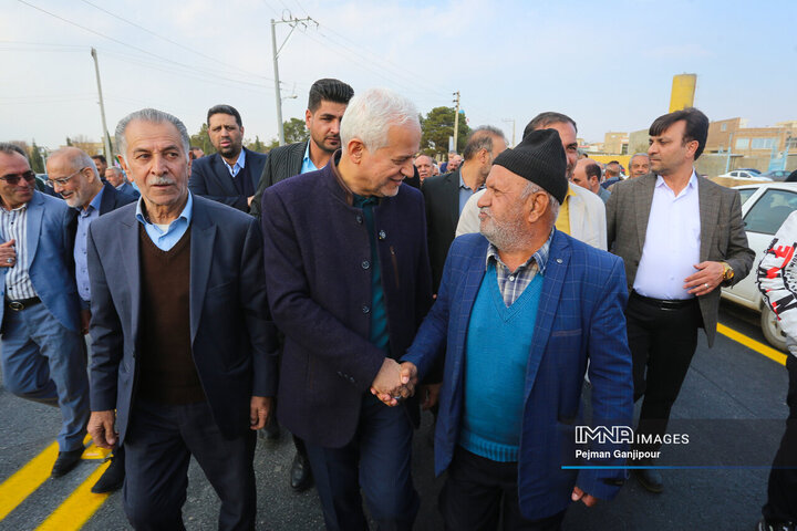 آیین بهره‌برداری از پروژه‌های منطقه 12 شهرداری اصفهان