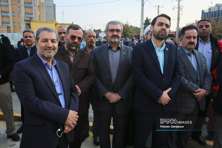 آیین بهره‌برداری از پروژه‌های منطقه 12 شهرداری اصفهان