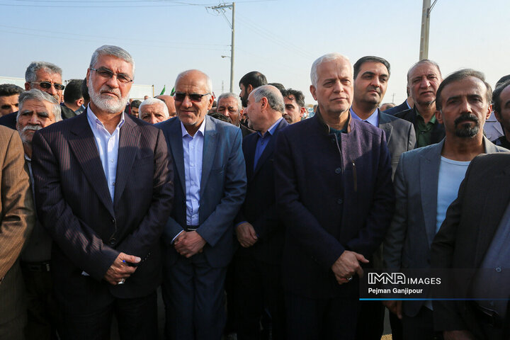 آیین بهره‌برداری از پروژه‌های منطقه 12 شهرداری اصفهان