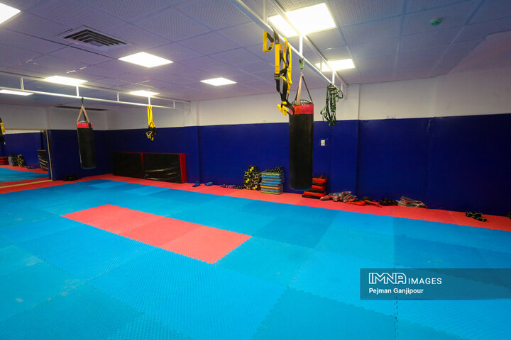 آیین بهره‌برداری از پروژه‌های منطقه 12 شهرداری اصفهان